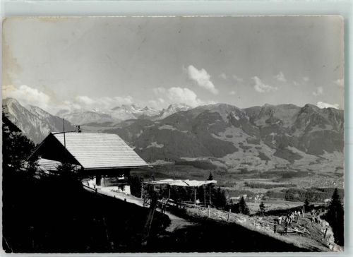 6055 Alpnach Dorf Gebrauchsspuren Ferienheim Stock am Pilatus Alpnachdorf mit Blick auf Stanserhorn Wallenstock und Titlis