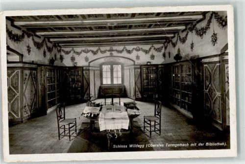 5103 Wildegg Gebrauchsspuren Schloss Oberstes Turmgemach mit Bibliothek