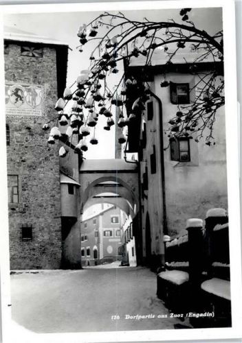 7524 Zuoz - Dorfpartie