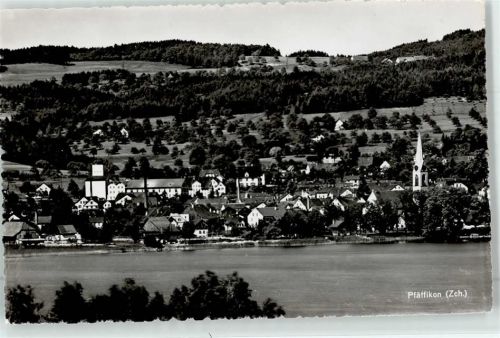 8330 Pfäffikon ZH Foto AK