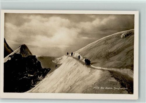 3801 Jungfraujoch - Winteraufnahme Wanderer