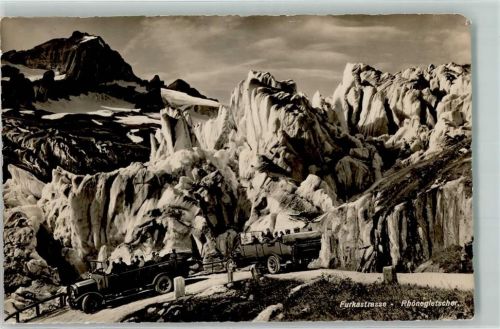 Rhonegletscher Gebrauchsspuren 2 Cabriolets auf der Furkastrasse