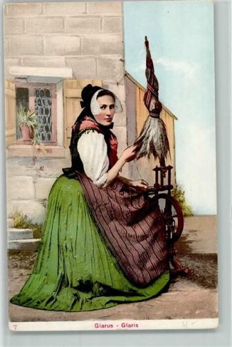 8750 Glarus - Trachtenfrau am Spinnrad