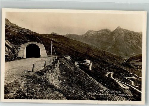 7435 Splügen 1929 Foto AK Splügenstrasse Berghaus Paßhöhe Lawinengallerie