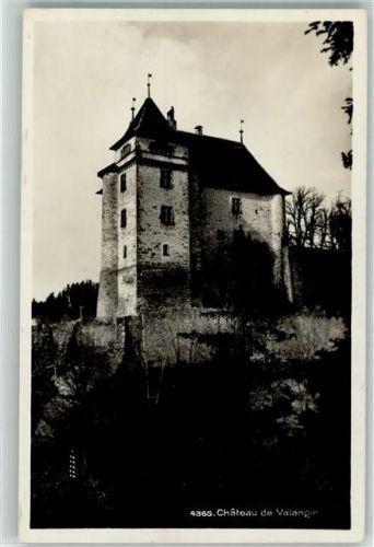 2042 Valangin - Schloss