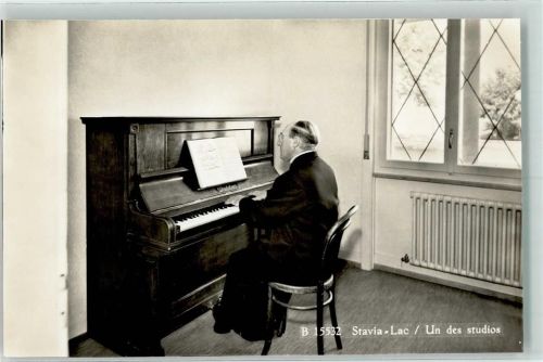 1470 Estavayer-le-Lac - Institut Stavia