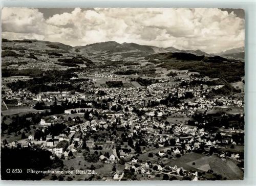 8630 Rüti ZH - Fliegeraufnahme