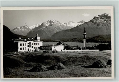 7503 Samedan Samaden - Schulhaus Samedan mit Berninagruppe