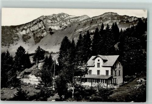 8753 Mollis Foto AK Ferienalm Neumünster Kennelalp Fahne