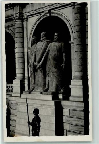 3000 Bern Berne - Skulptur Die drei Eidgenossen