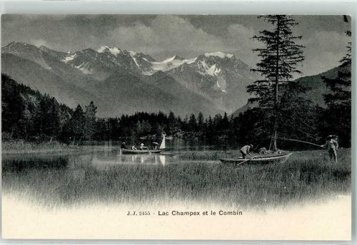 Champex - Ruderboot auf dem See Grand Combin