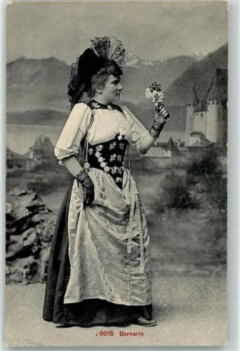 3000 Bern Berne - Trachtenmädchen mit Blumenstrauss
