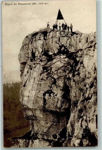 Chasseron - Gipfel mit Touristen