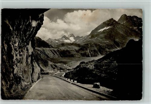 3952 Susten - Sustenstrasse mit Hotel Steingletscher