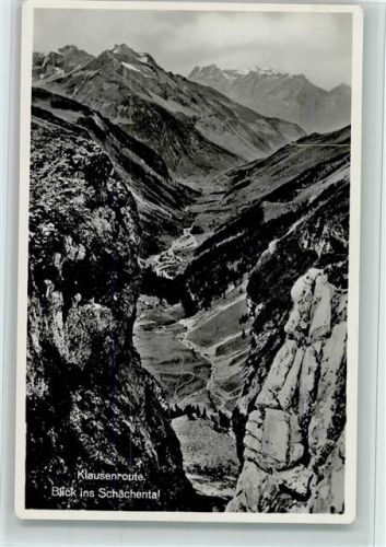 Klausen - Klausenroute Blick ins Schächental