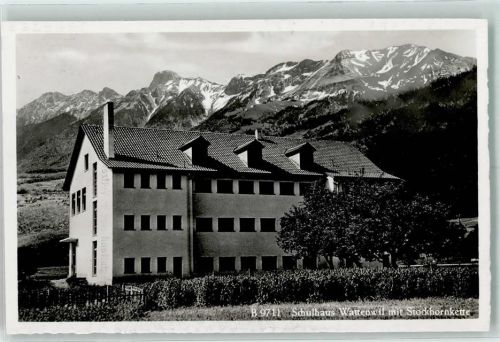 3665 Wattenwil - Schulhaus mit Stockhornkette