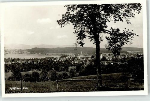 8330 Pfäffikon ZH Foto AK
