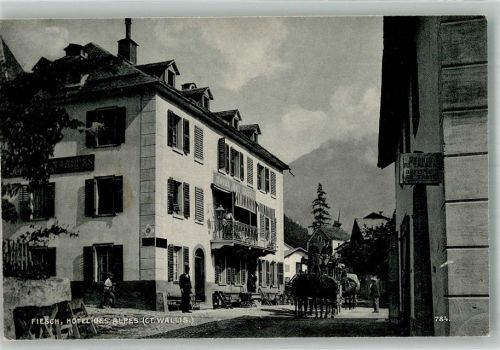 Fiesch Postkutsche Hotel des Alpes Postkutsche Schweiz Foto AK