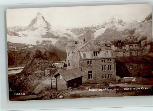 Gornergrat - L'Hôtel et le Cerv
