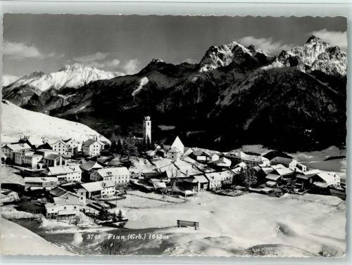 7551 Ftan - Gesamtansicht Winteraufnahme