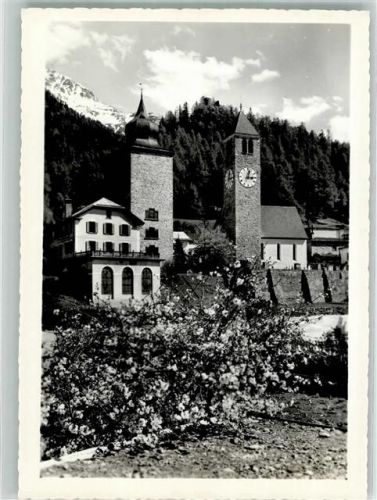 7542 Susch Foto AK Schloss Planta Ref. Kirche