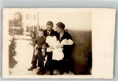 8820 Wädenswil 1925 Foto AK Ort lt. Stempel Winter Familenfoto
