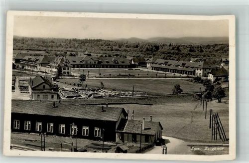 3250 Lyss Gebrauchsspuren Zeughaus