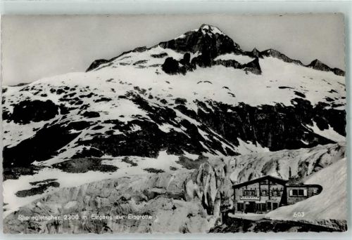 Rhonegletscher - Eingang zur Eisgrotte