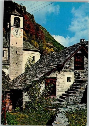 6634 Brione (Verzasca) - Steinhaus neben der Kirche