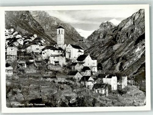 6631 Corippo Gebrauchsspuren Kirche