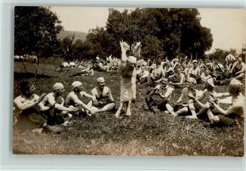 Soldaten in der Pause Militär Schweiz