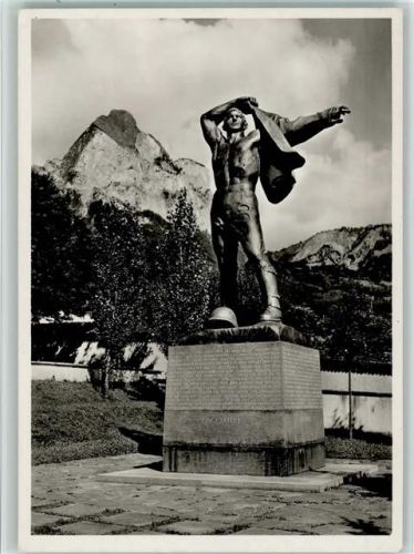 6430 Schwyz - Plastik v. H Brandenberger