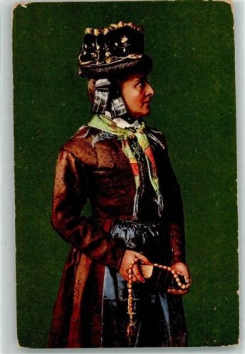 Trachtenfrau aus dem Goms