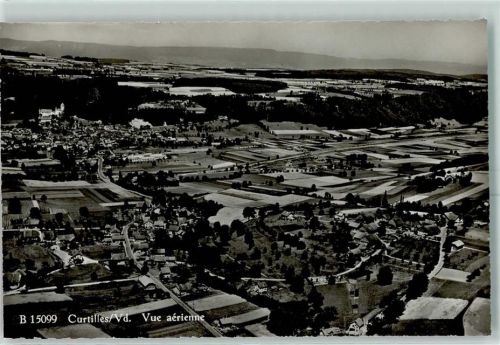 1521 Curtilles - Fliegeraufnahme