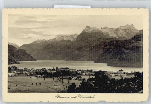 6440 Brunnen - Panorama Urirotstock