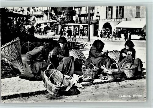 6600 Locarno - Marktfrauen Markt