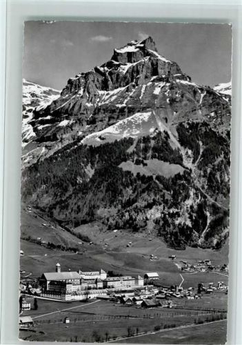 6390 Engelberg - Kloster mit Hahnen