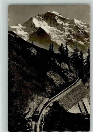 Schynige-Platte-Bahn - Schynige-Platte-Bahn mit Jungfrau