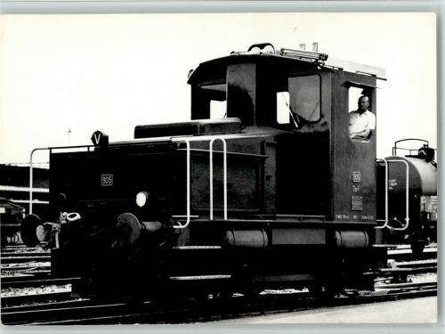 Diesel-Traktor Tm III 905-924