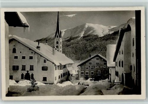 7524 Zuoz - Dorfplatz Winter