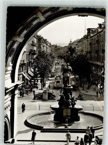 8000 Zürich Foto AK Denkmal Alfred Escher Bahnhofstrasse Auto Straßenbahn