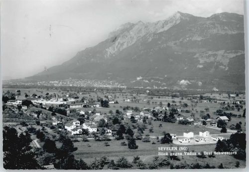 9475 Sevelen - Blick nach Vaduz, Drei Schwestern