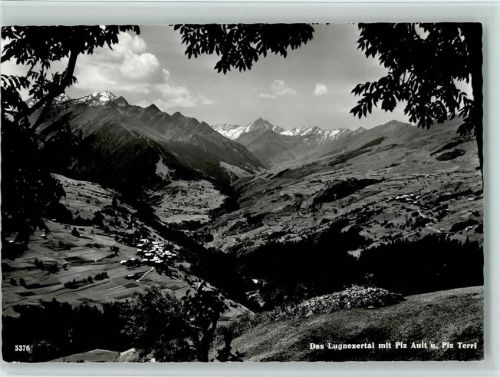 2933 Lugnez - Das Lugnezertal mit Piz Ault und Piz Terri