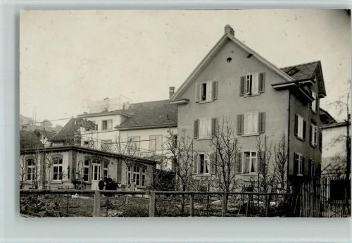 8800 Thalwil Foto AK Wohnhaus - Familie steht vor dem Haus AK