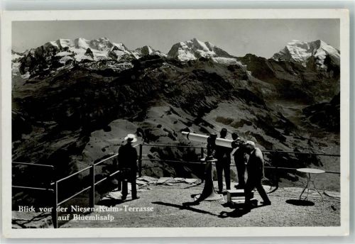Niesen Gebrauchsspuren Niesen-Kulmterrasse Hotel Hüttenstempel Blümlisalp Fernrohr