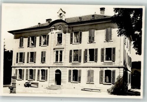 2127 Les Bayards Le Cernil NE - Schule