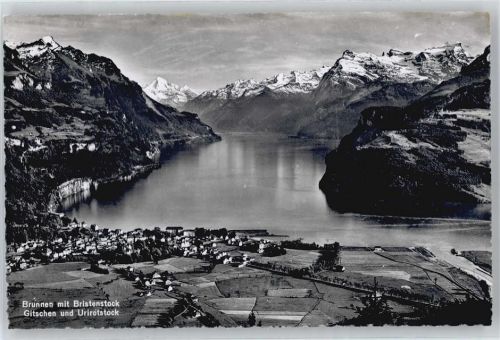 6440 Brunnen - Gitschen, Urirotstock, Vierwaldstättersee, Bristenstock AKU2
