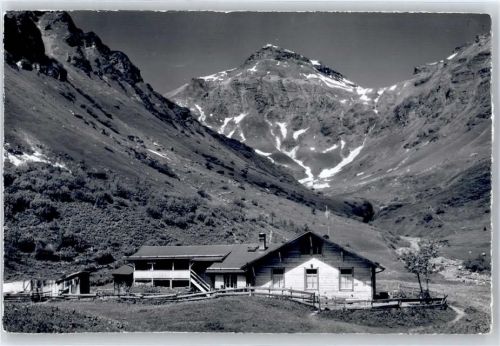 3825 Mürren - Spielboden mit Schilthorn