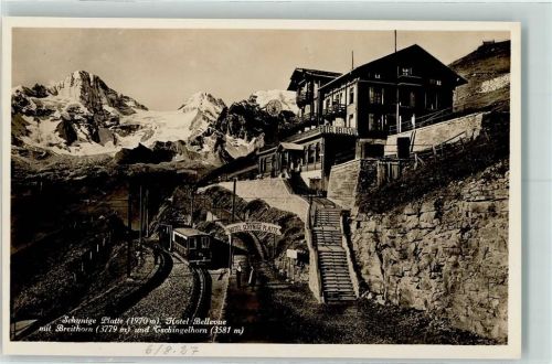 Schynige Platte - Hotel Bellevue mit Breithorn und Tschingelhorn