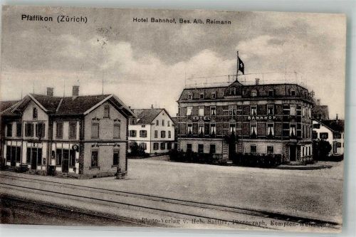 8330 Pfäffikon ZH 1921 Foto AK Bahnhof Hotel Bahnhof Bahnpost Zug 2954